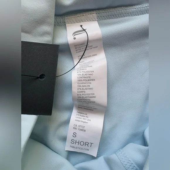 New Fabletics Hot Shot Pleated Skirt/Built-In Shorts Ultra Mini Iced Out Size S - Picture 6 of 13